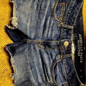 AE jean shorts super stretch size 4